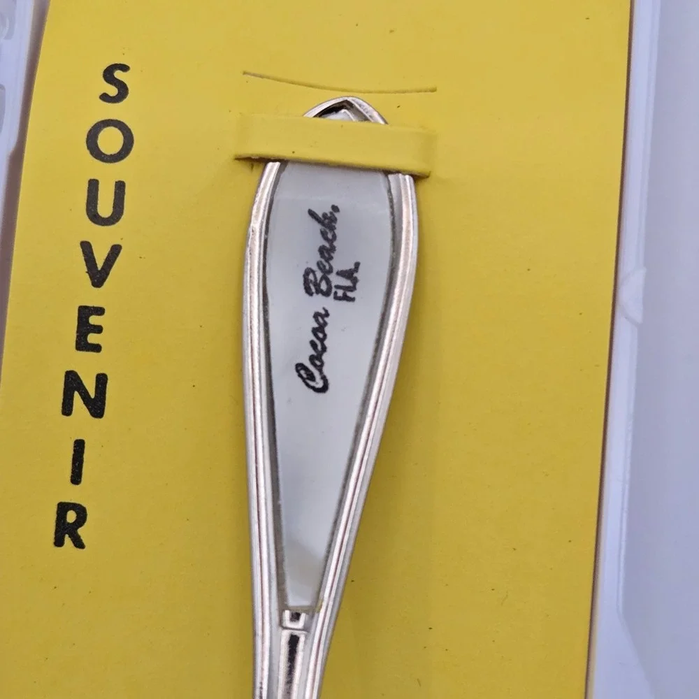 Vintage Florida Souvenir Collector Spoon Set of 5‎ Cocoa Beach Sarasota Daytona